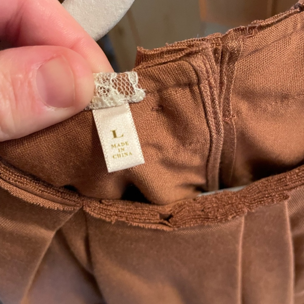 Light Brown Statement Piece. - image 5